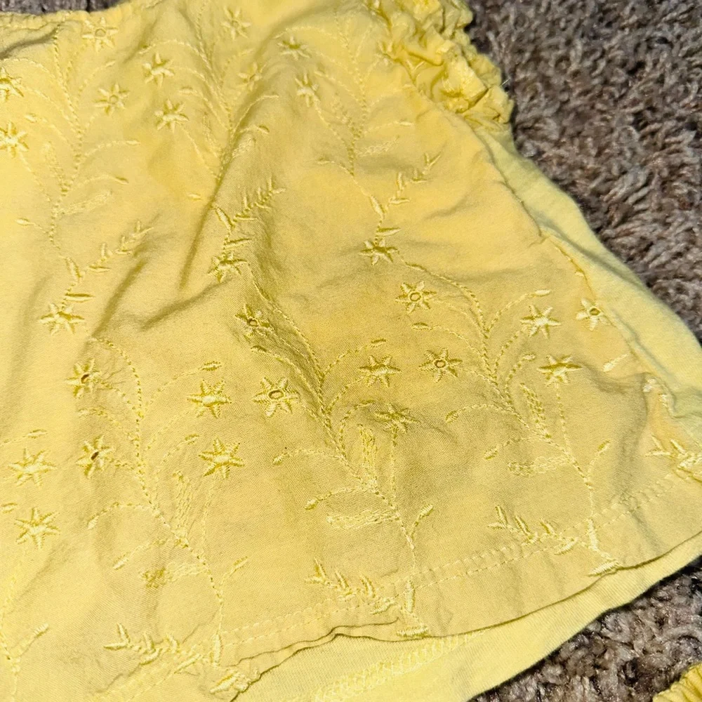 Eyelet Short Set 0-3M 3 Month Outfit baby girl bundle yellow old navy